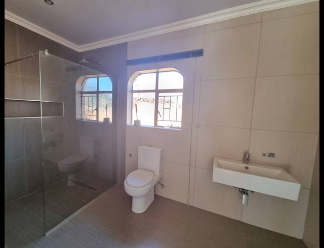 3 BEDROOM HOUSE FOR SALE IN ARCON PARK